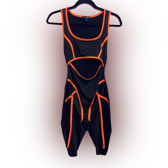 Fashion Nova Orange Black Romper Size Small Cut Out - Picture 1 of 3